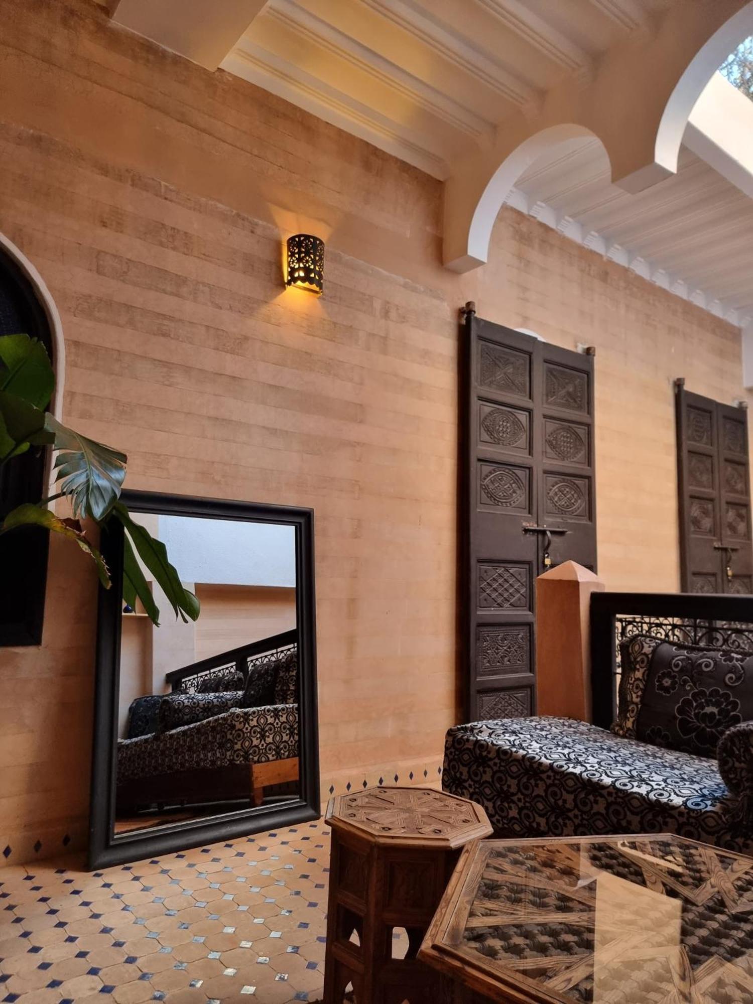 Riad Black Doors มาร์ราเกช ภายนอก รูปภาพ