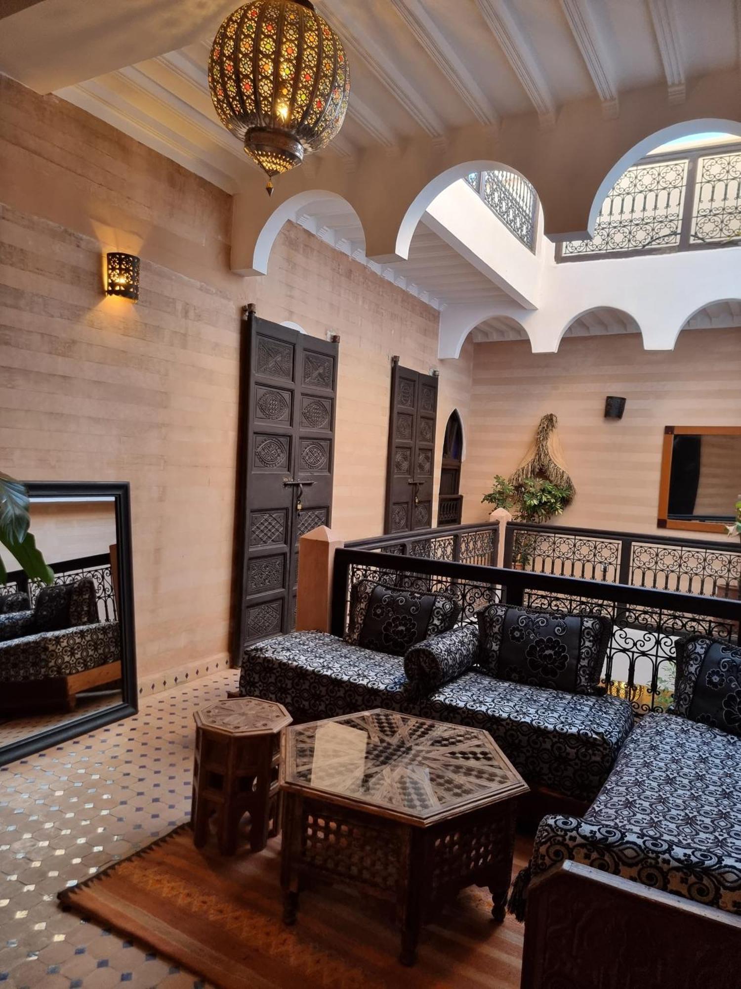Riad Black Doors มาร์ราเกช ภายนอก รูปภาพ