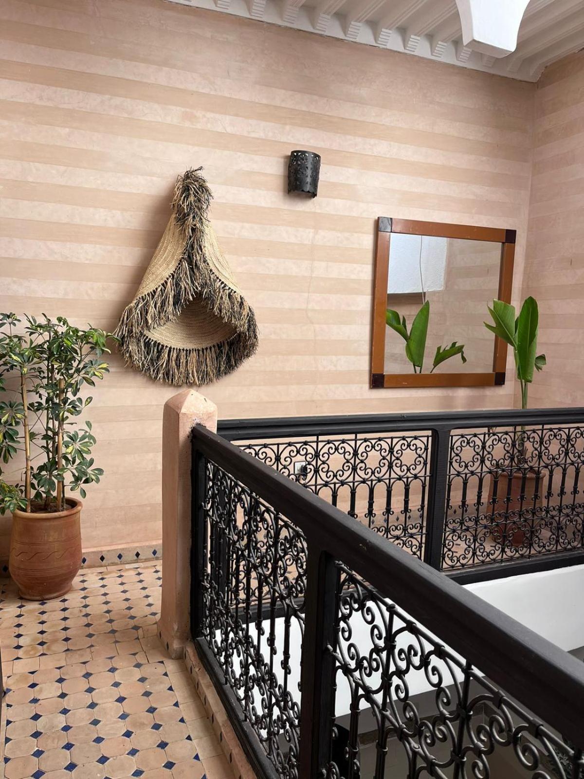 Riad Black Doors มาร์ราเกช ภายนอก รูปภาพ