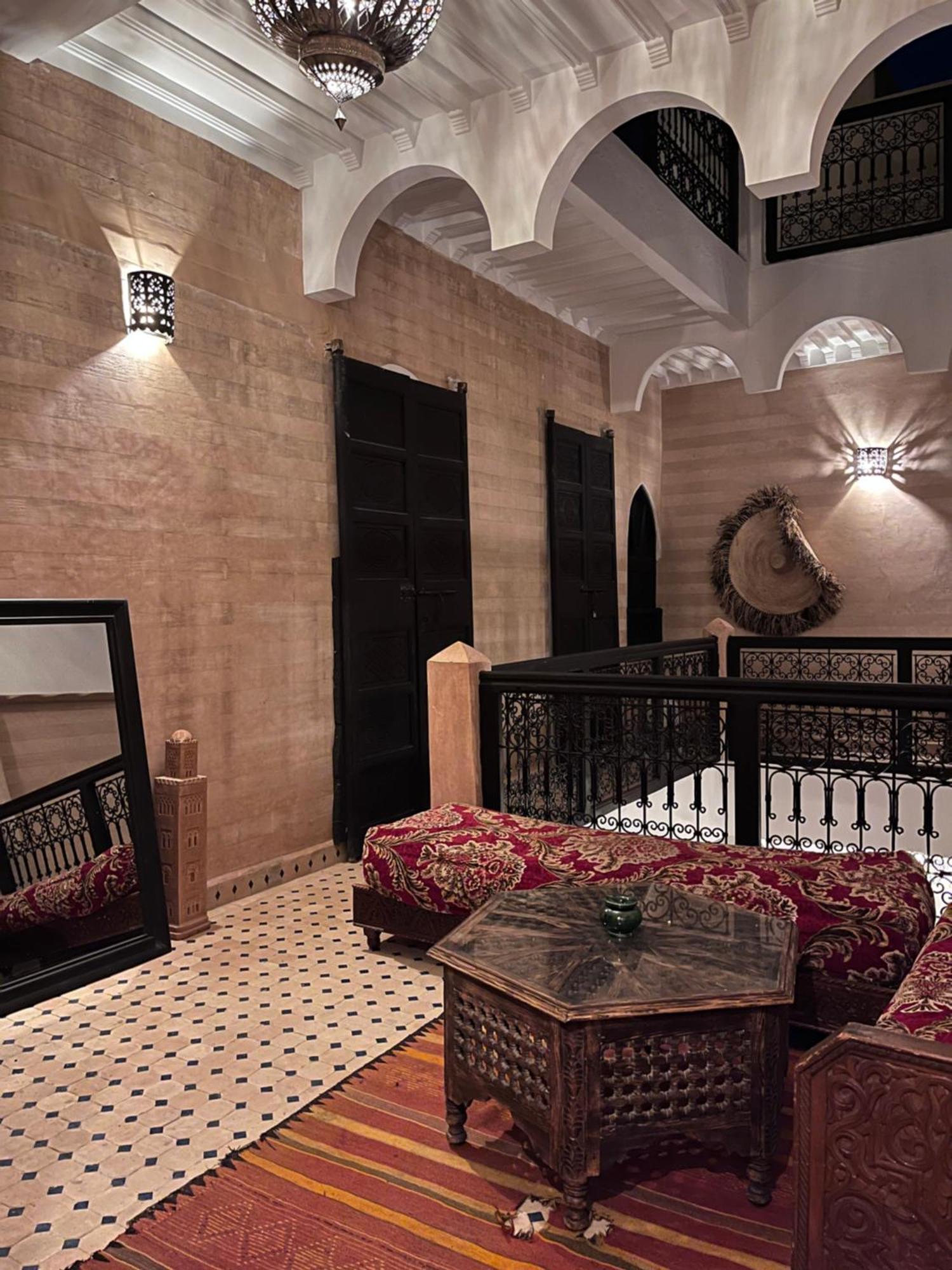 Riad Black Doors มาร์ราเกช ภายนอก รูปภาพ